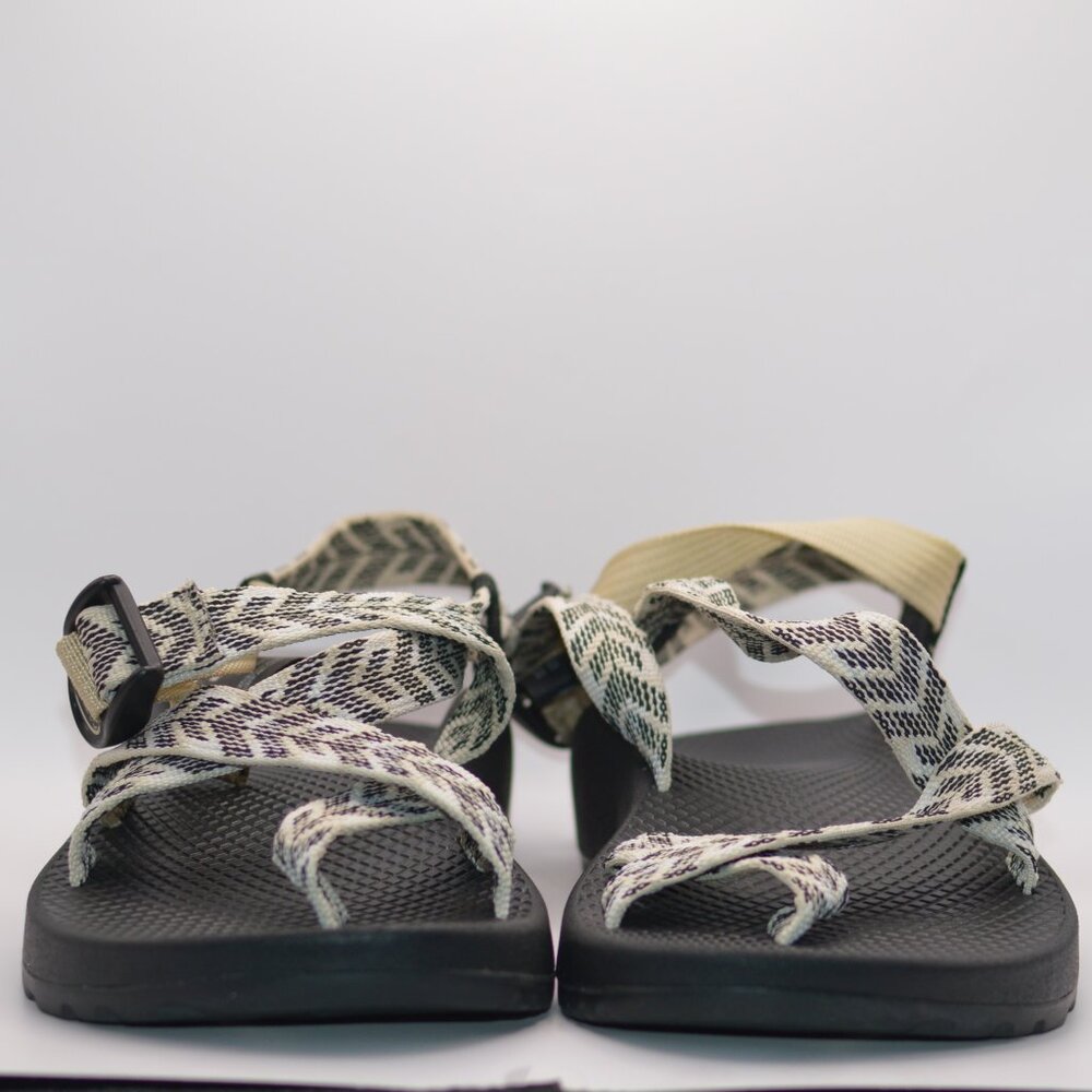Womens Chaco White & Black Adjustable Strap Classic Sandal Size 7W